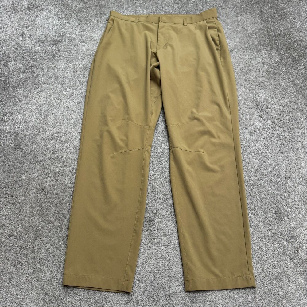 Fabletics Golf Travel  Straight Leg Tech Pants Mens 33x32 Khaki Brown Stretch
